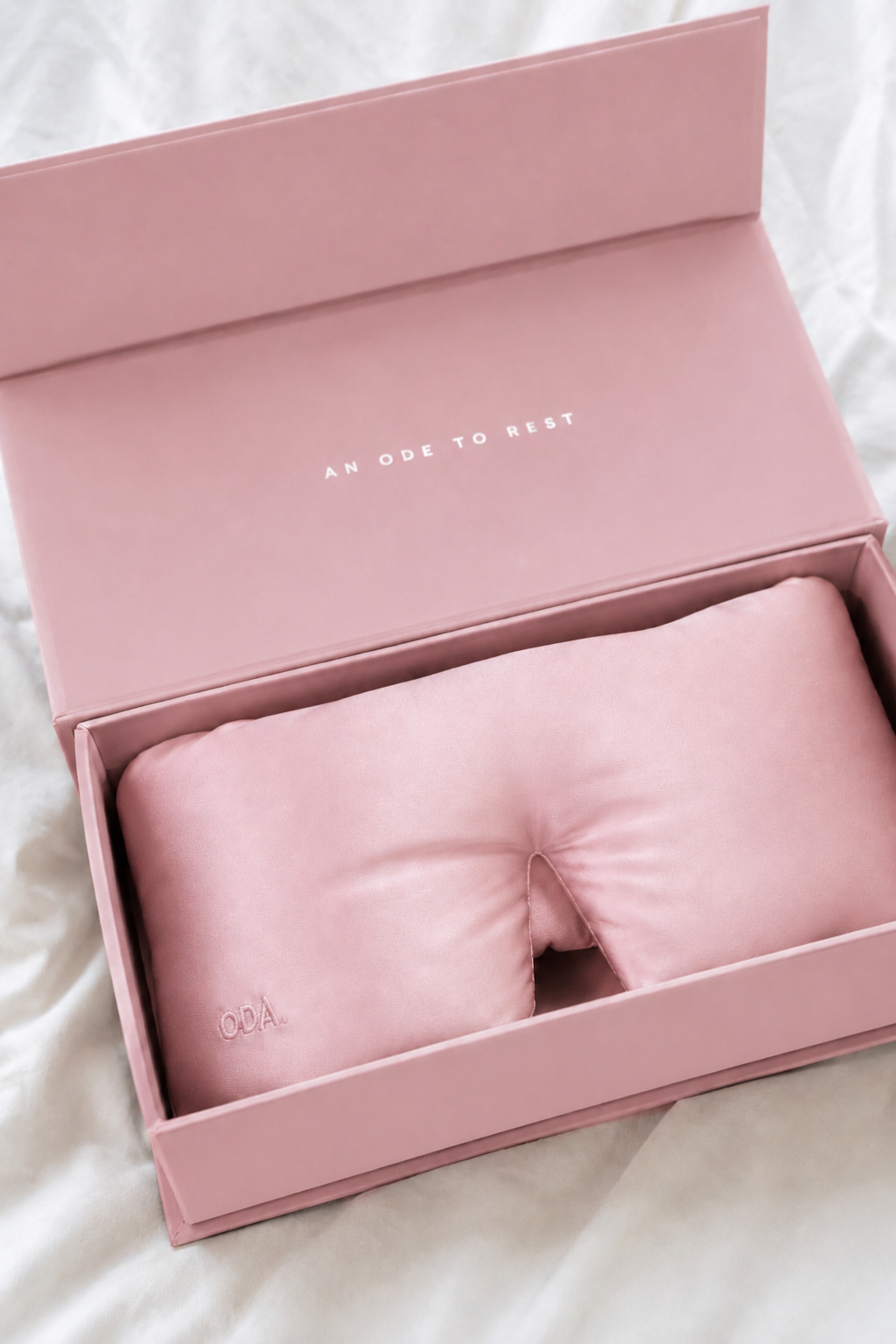 The Premium Sleep Mask - Rose