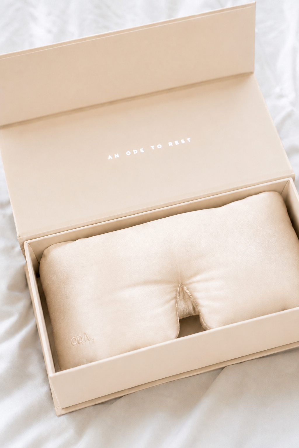 The Premium Sleep Mask - Champagne